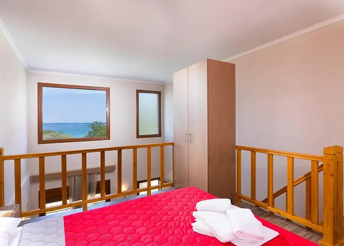 Kapsogeorgis Koinira